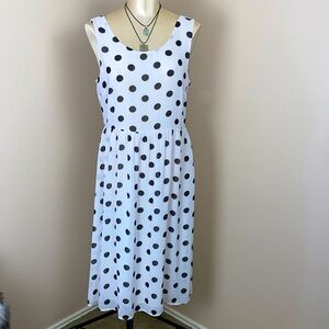 Forever 21 Sleeveless Side Zipper Dress